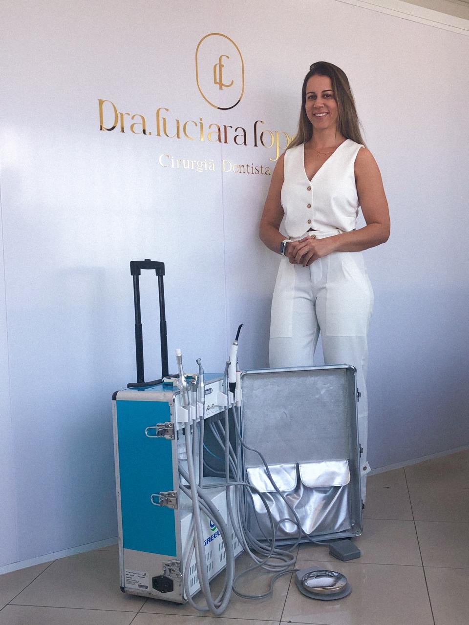 Dra. Luciara Lopes Sorrindo